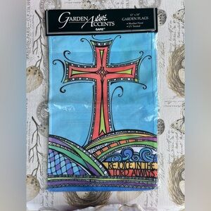 New, Easter/Christian Yard Flag.